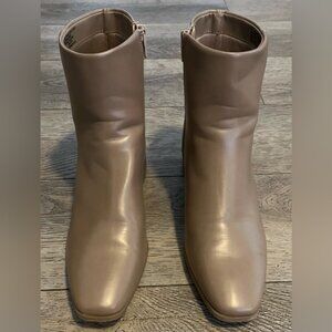 A New Day Women’s Taupe Ankle Boot Size 7.5